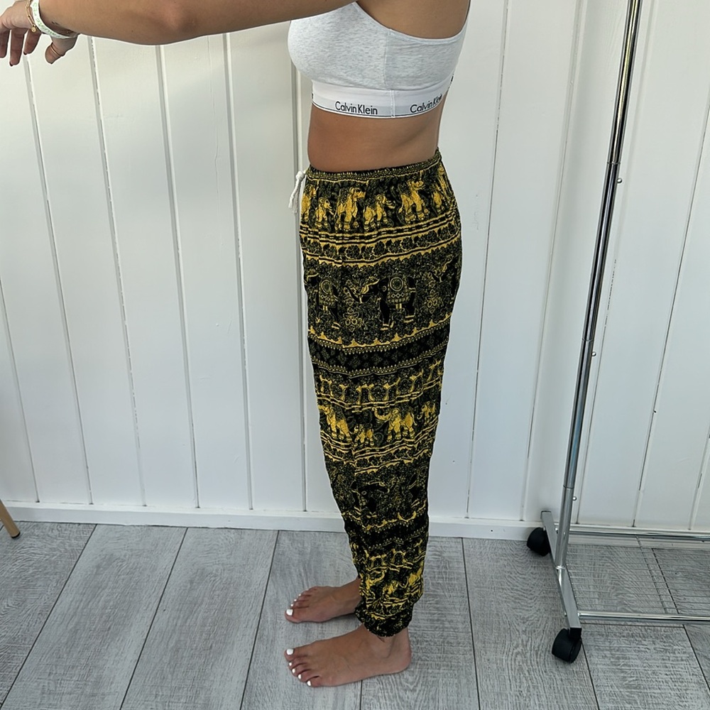 Elephant pants - Picture 2 of 6